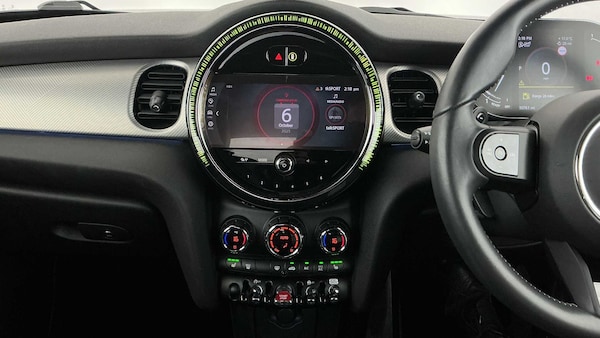 Used MINI Convertible 2024 for sale - 76230339: Photo 8