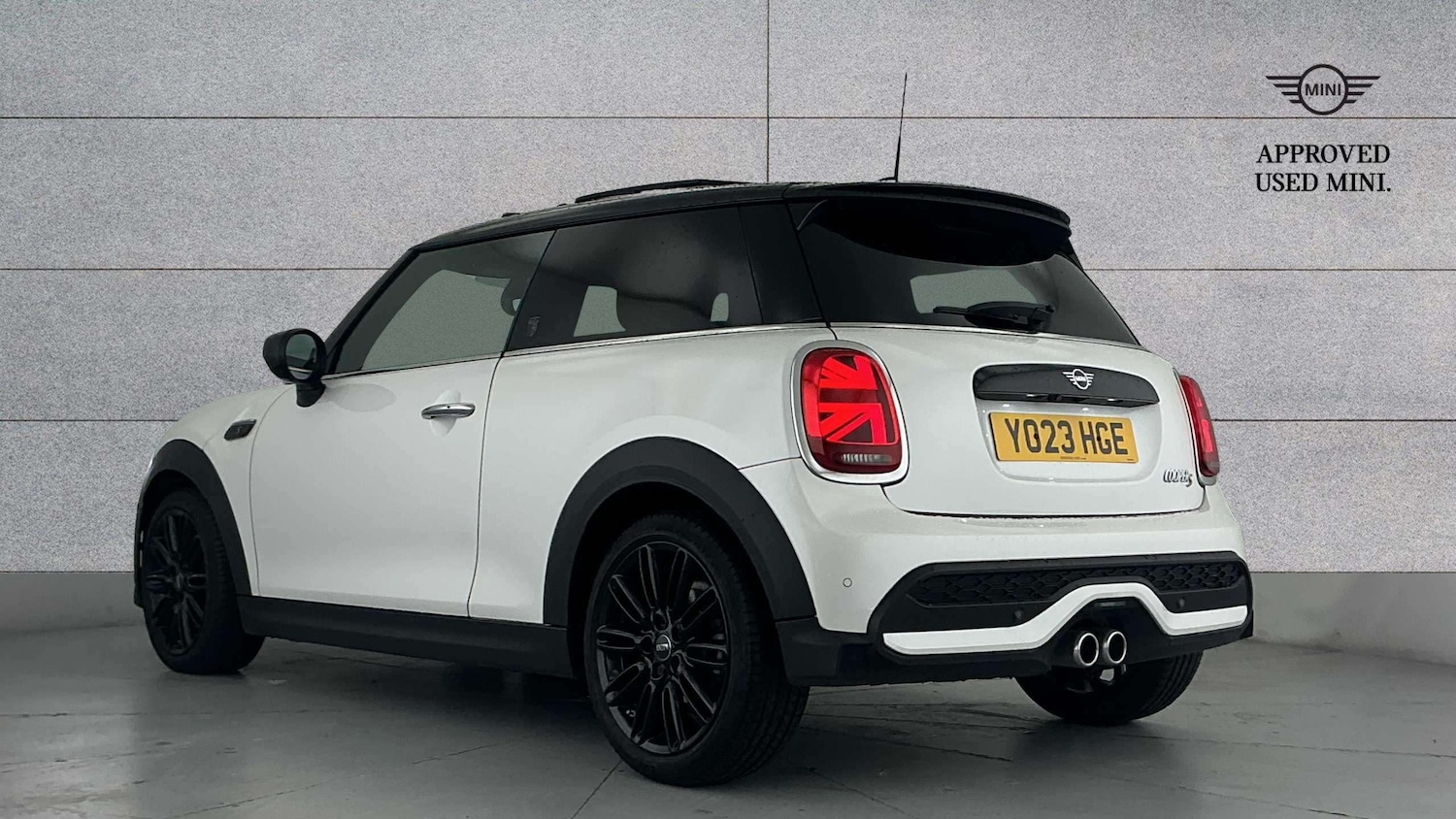 Used MINI Hatch 2023 for sale - 77134820: Photo 2