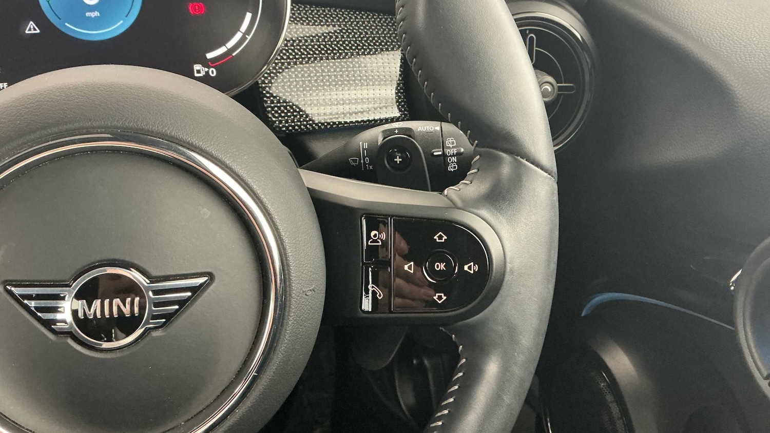 Used MINI Hatch 2023 for sale - 77134820: Photo 35