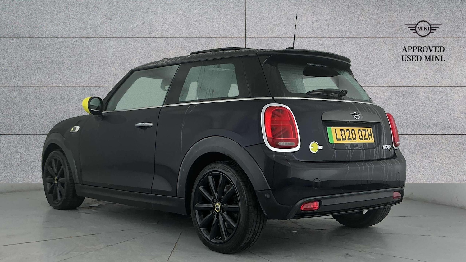 Used MINI Hatch 2020 for sale - 76804793: Photo 2