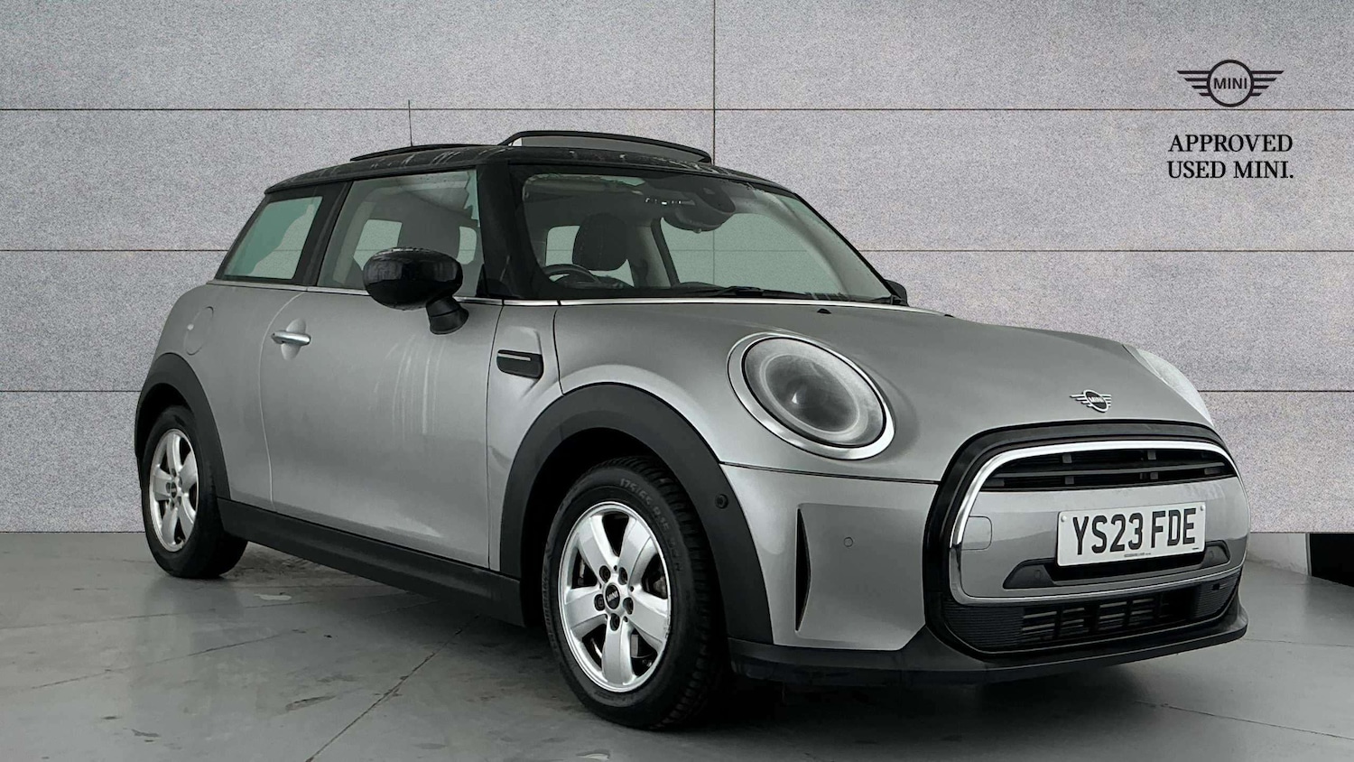 Used MINI Hatch 2023 for sale - 76804895: Photo 1