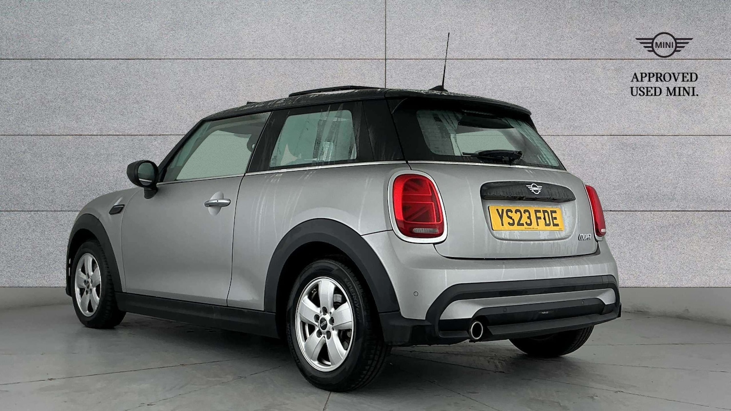 Used MINI Hatch 2023 for sale - 76804895: Photo 2
