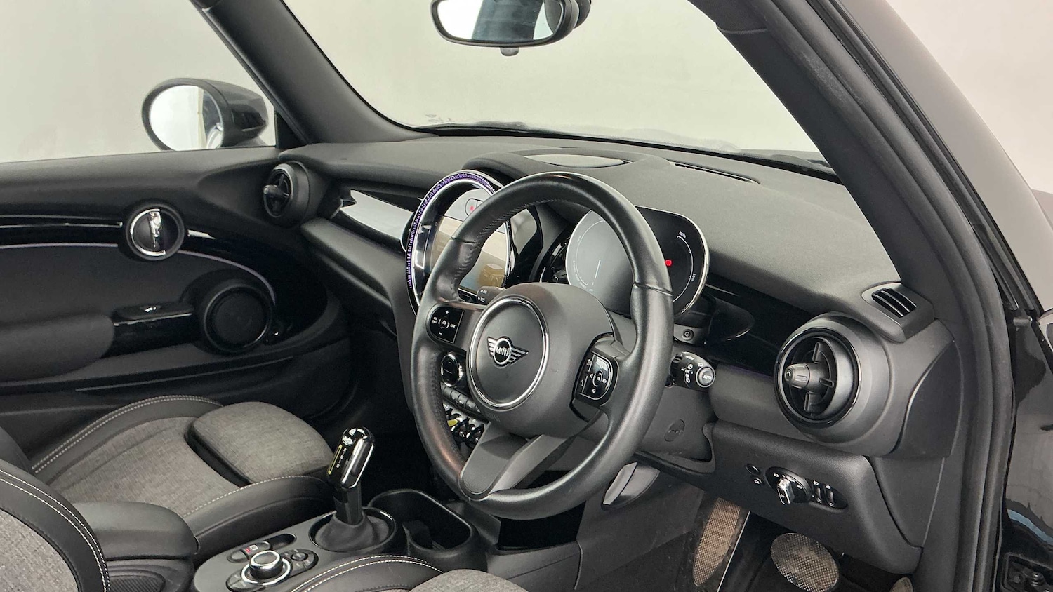 Used MINI Hatch 2022 for sale - 76804774: Photo 6