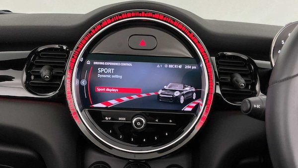 Used MINI Convertible 2021 for sale - 76286367: Photo 24