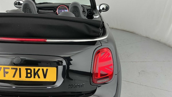 Used MINI Convertible 2021 for sale - 76286367: Photo 35
