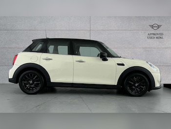 Used MINI Hatch 2021 for sale - 77257209: Photo