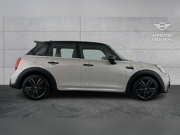 Used MINI Hatch 2022 for sale - 79604419: Photo