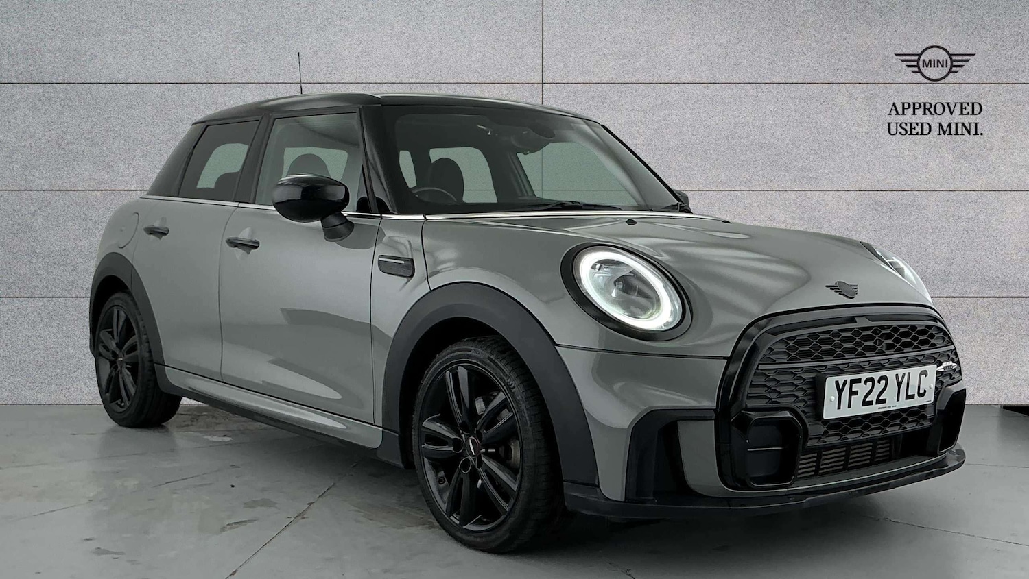 Used MINI Hatch 2022 for sale - 76804729: Photo 1