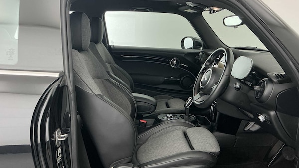 Used MINI Hatch 2022 for sale - 76272185: Photo 11