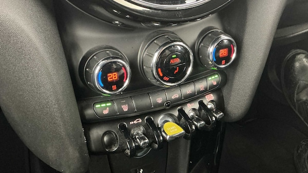 Used MINI Hatch 2022 for sale - 76272185: Photo 29
