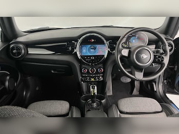 Used MINI Hatch 2022 for sale - 76272185: Photo 4