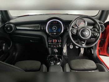 Used MINI Hatch 2018 for sale - 77219627: Photo