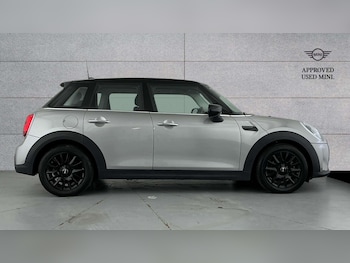 Used MINI Hatch 2023 for sale - 78234149: Photo