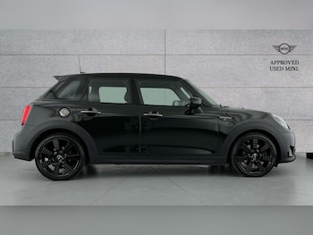 Used MINI Hatch 2023 for sale - 76286440: Photo 3