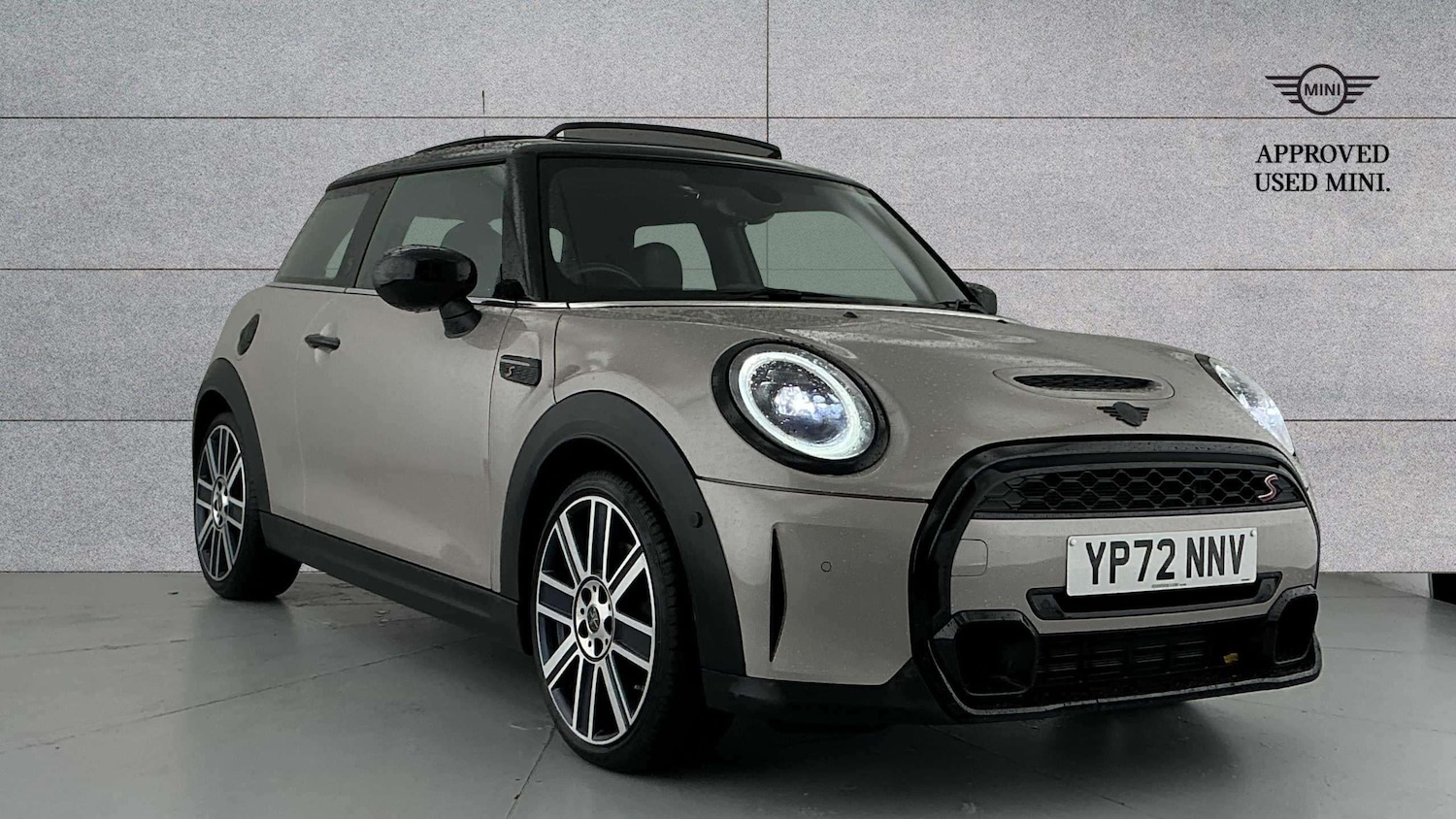 Used MINI Hatch 2022 for sale - 76540687: Photo 1