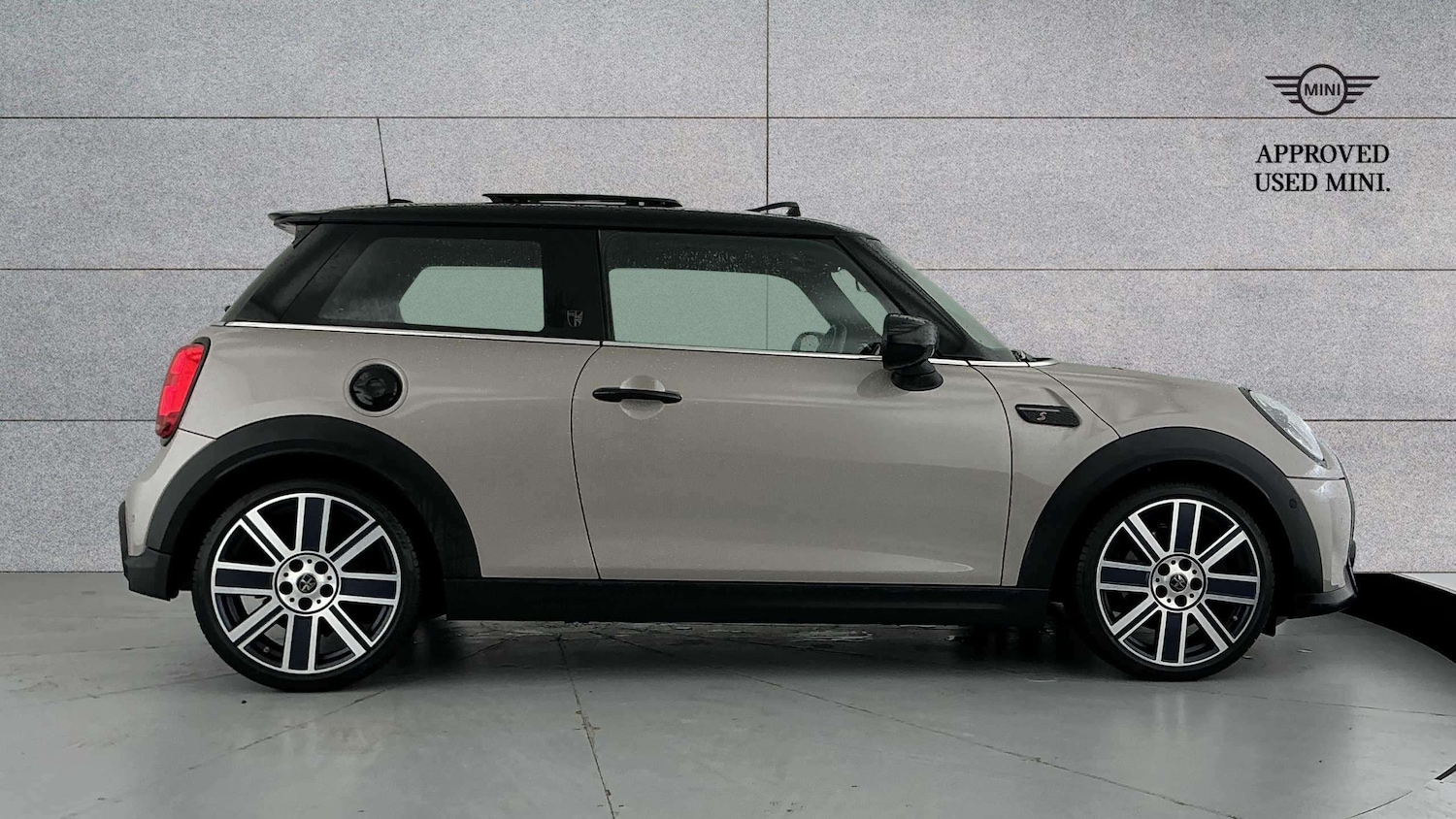 Used MINI Hatch 2022 for sale - 76540687: Photo 3