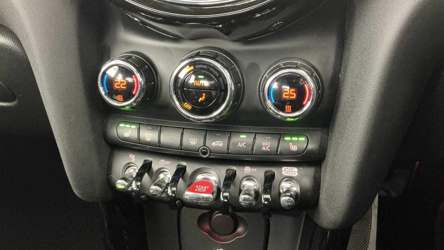 Used MINI Hatch 2022 for sale - 76540687: Photo 32