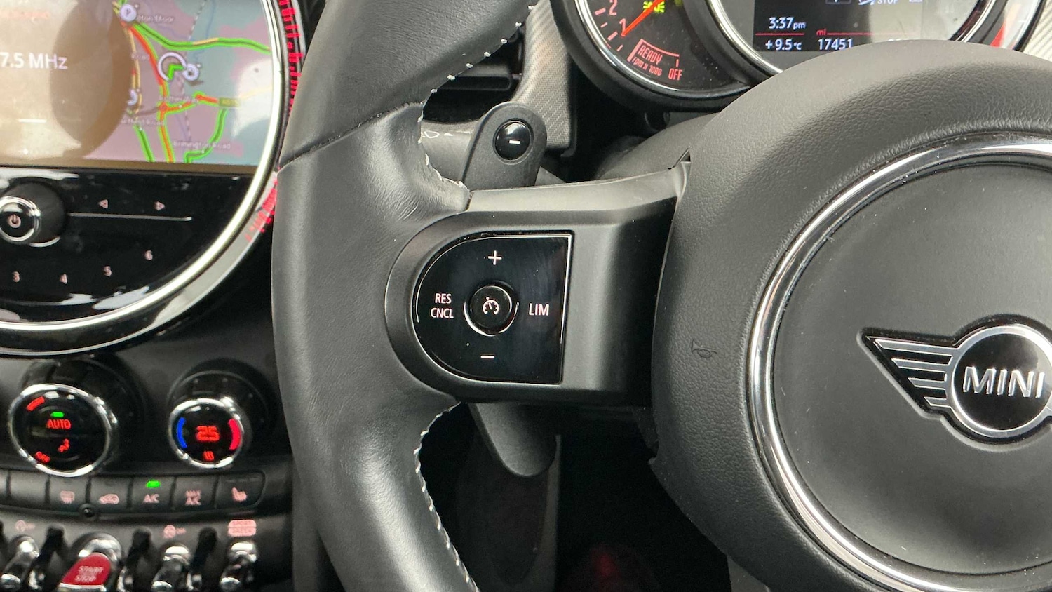 Used MINI Hatch 2022 for sale - 76540687: Photo 33