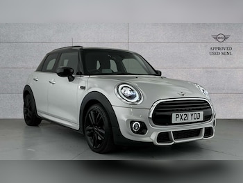 1.5 Cooper Sport II 5dr Auto [Comfort/Nav Pack]