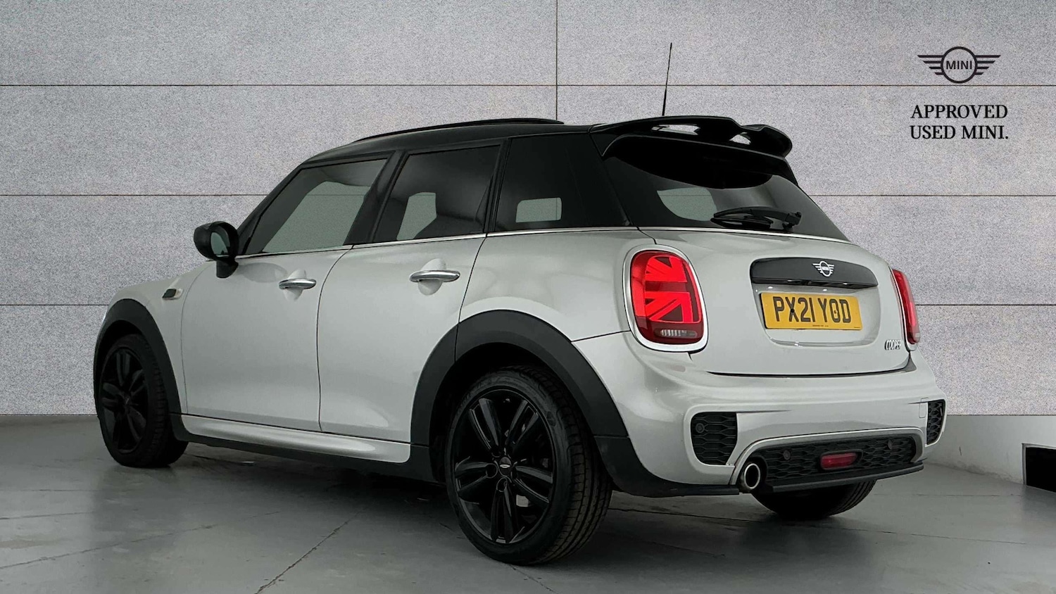 Used MINI Hatch 2021 for sale - 77158495: Photo 2