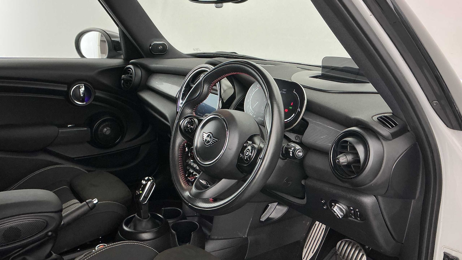 Used MINI Hatch 2021 for sale - 77158495: Photo 6