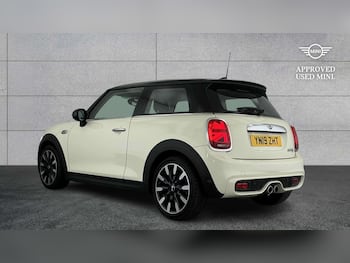Used MINI Hatch 2019 for sale - 79731096: Photo