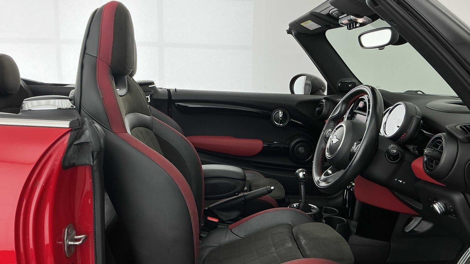 Used MINI Convertible 2016 for sale - 77810800: Photo 11