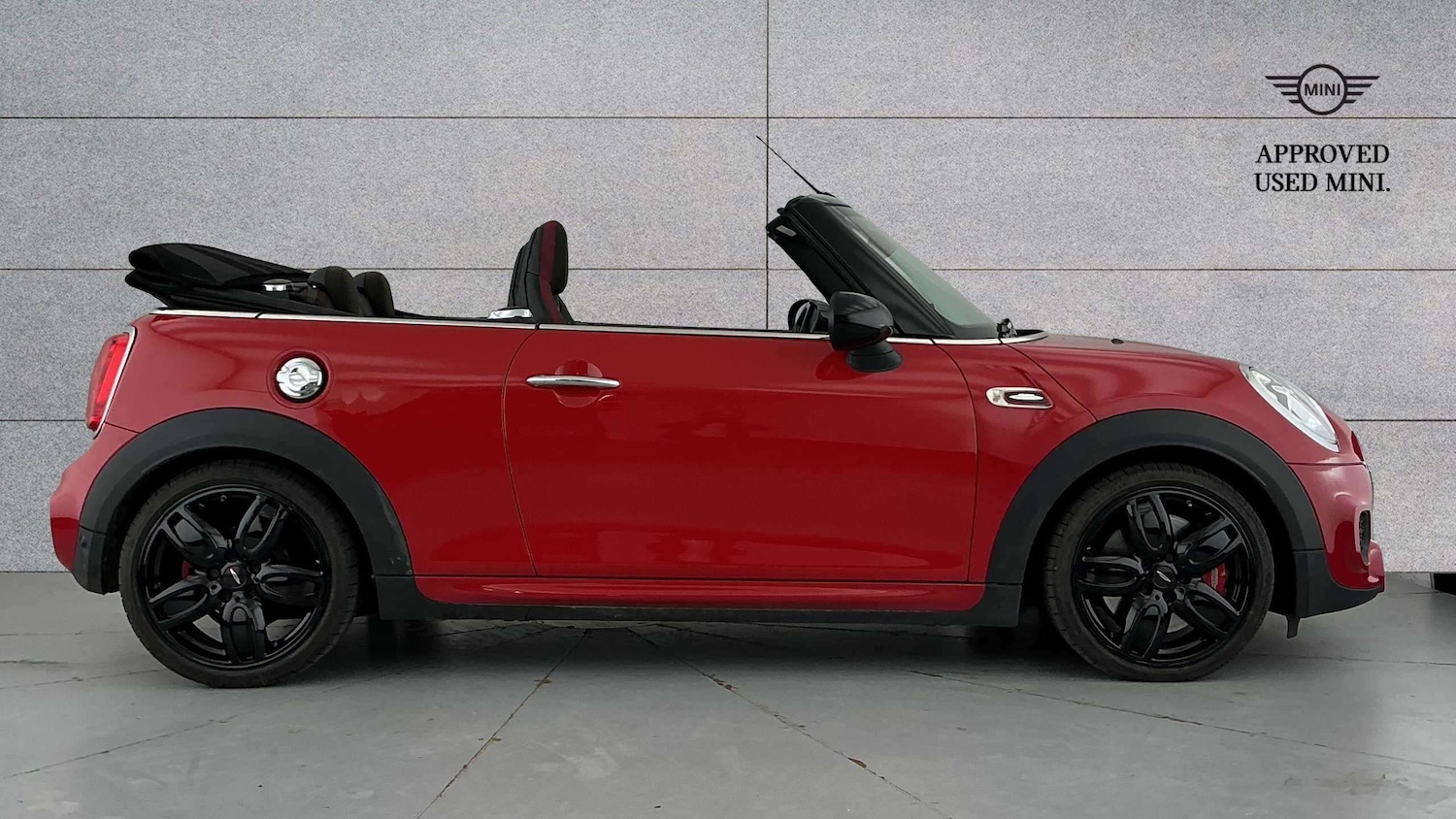 Used MINI Convertible 2016 for sale - 77810800: Photo 3