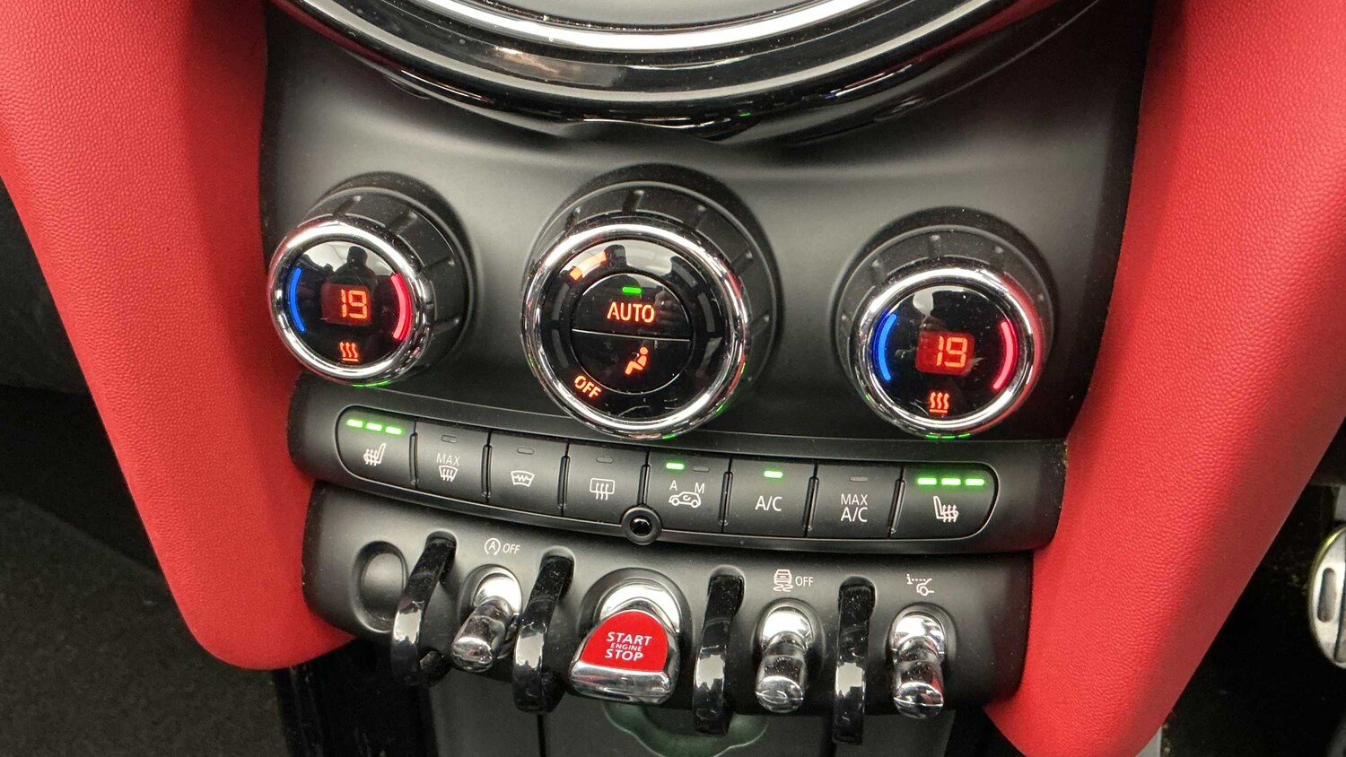 Used MINI Convertible 2016 for sale - 77810800: Photo 30