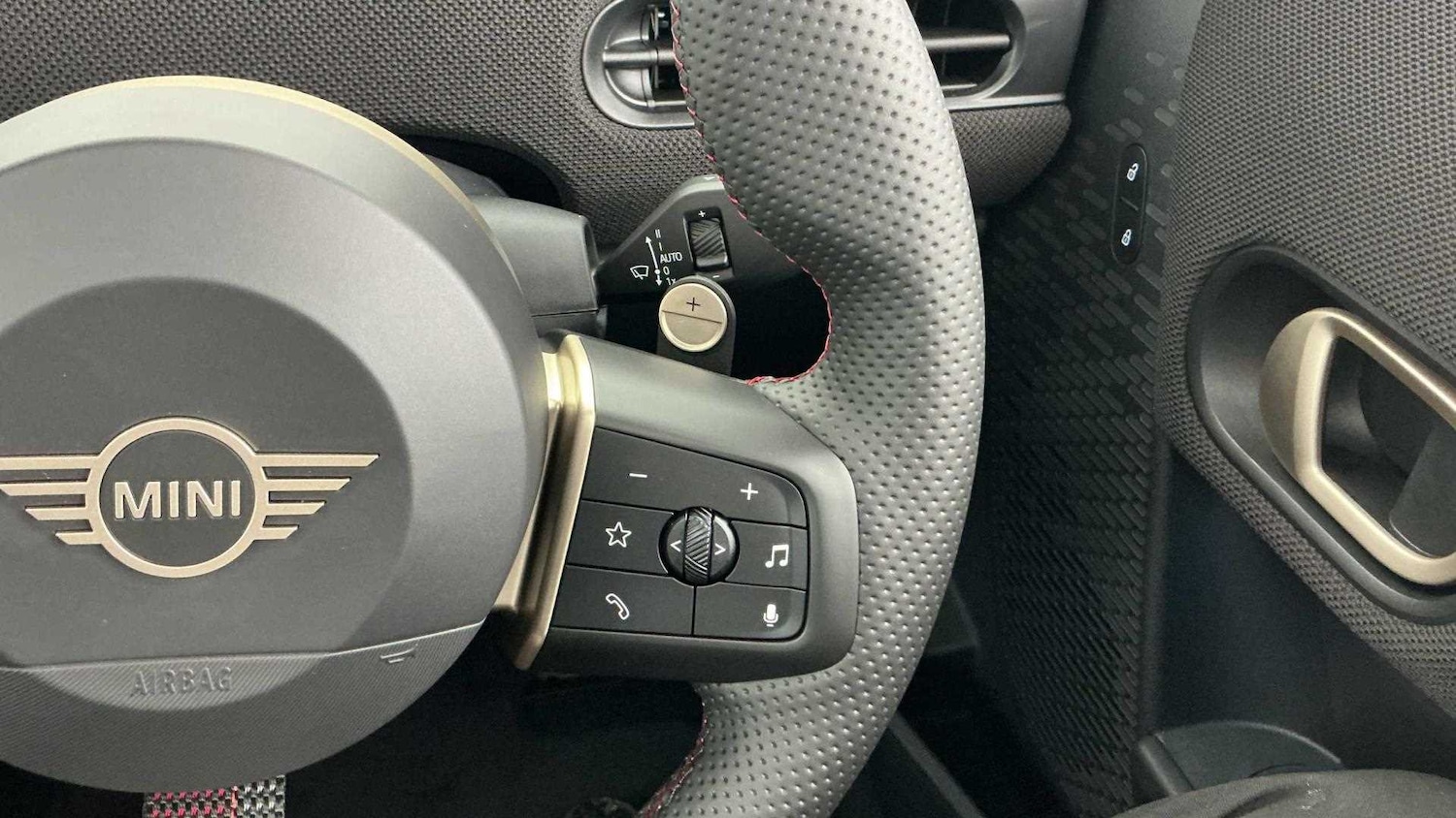 Used MINI Cooper 2025 for sale - 77158378: Photo 32