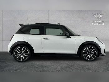 Used MINI Cooper 2024 for sale - 79604440: Photo