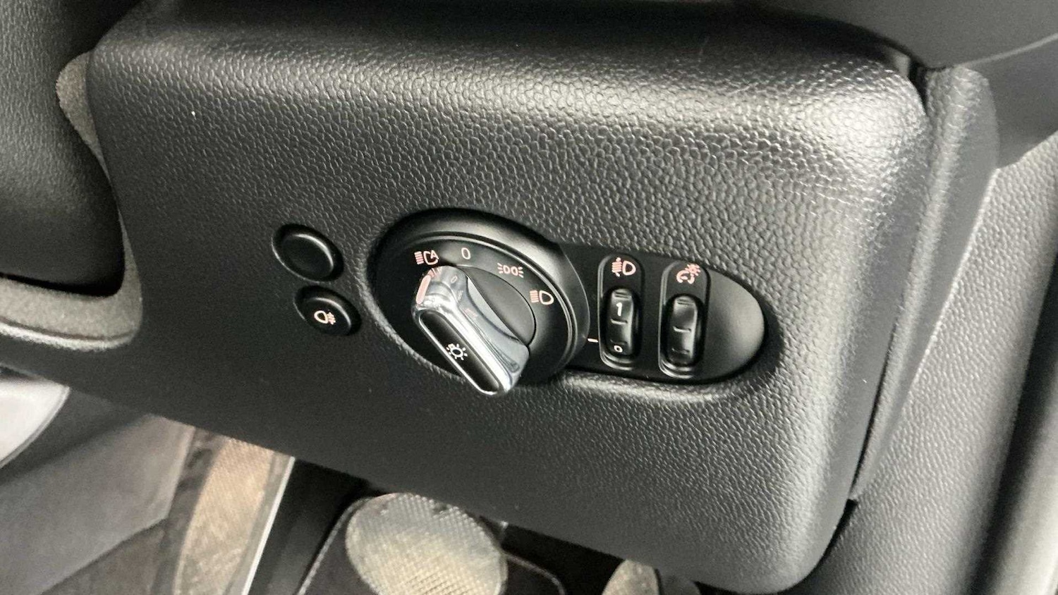 Used MINI Convertible 2024 for sale - 76529214: Photo 22