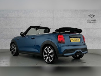 Used MINI Convertible 2024 for sale - 76529214: Photo