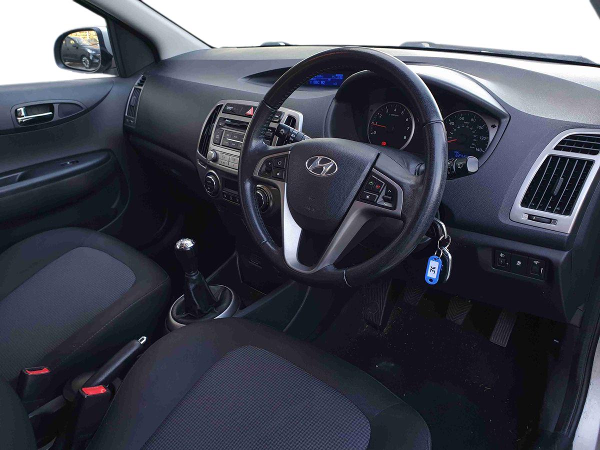 Used Hyundai i20 2013 for sale - 77739910: Photo 10