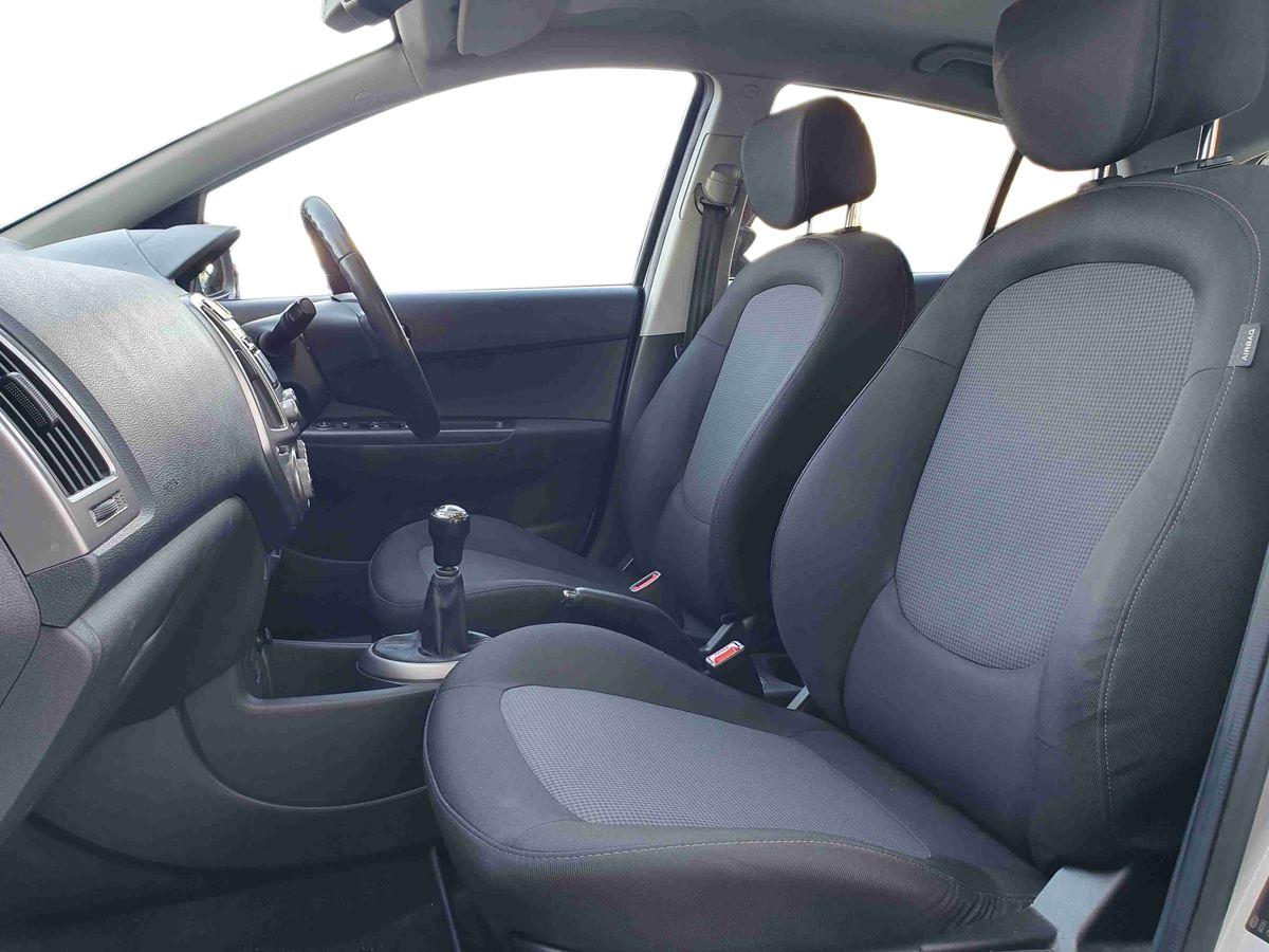 Used Hyundai i20 2013 for sale - 77739910: Photo 16