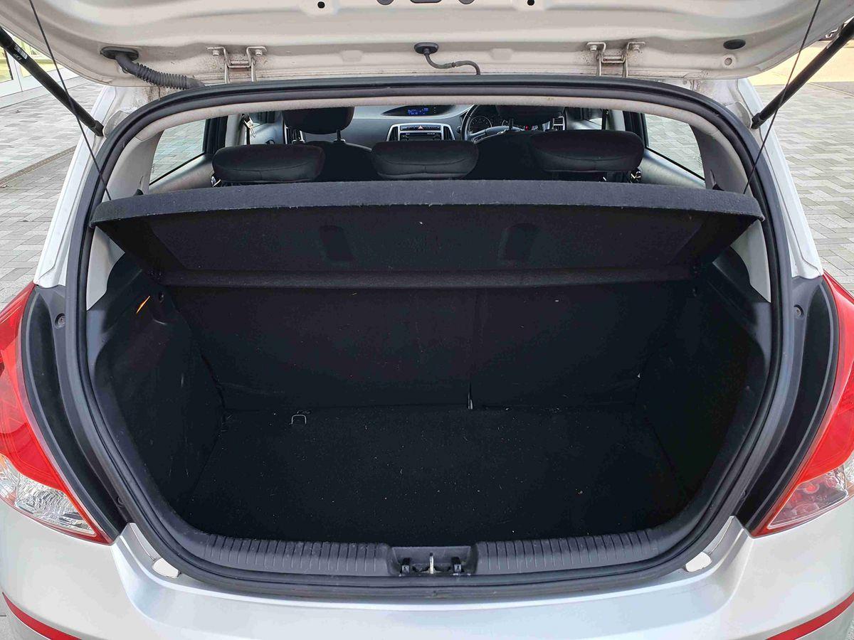 Used Hyundai i20 2013 for sale - 77739910: Photo 18