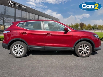 Used Nissan Qashqai 2016 for sale - 79337960: Photo