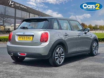 Used MINI Hatch 2019 for sale - 79502140: Photo