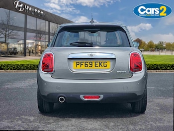 Used MINI Hatch 2019 for sale - 79502140: Photo
