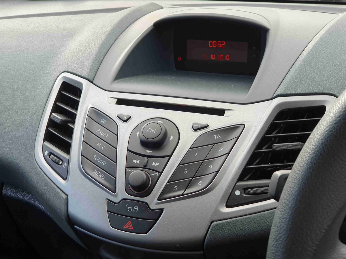 Used Ford Fiesta 2011 for sale - 78088586: Photo 19