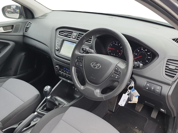 Used Hyundai i20 2018 for sale - 76204021: Photo 10