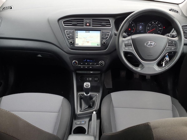 Used Hyundai i20 2018 for sale - 76204021: Photo 11