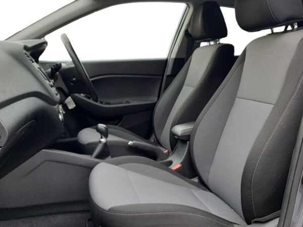 Used Hyundai i20 2018 for sale - 76204021: Photo 16