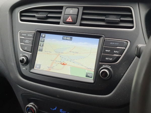 Used Hyundai i20 2018 for sale - 76204021: Photo 19