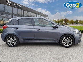 Used Hyundai i20 2018 for sale - 76204021: Photo 2
