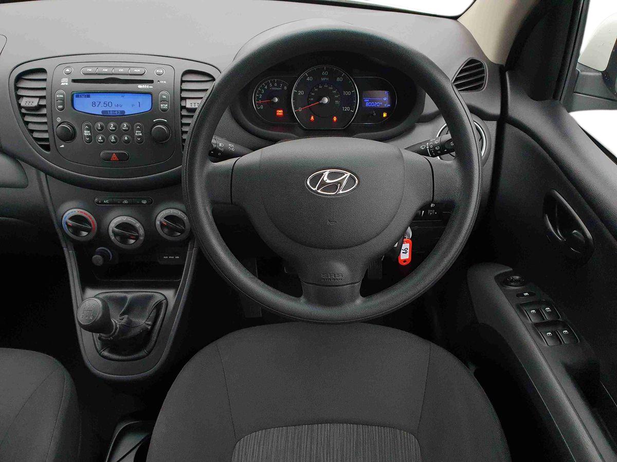 Used Hyundai i10 2013 for sale - 76826617: Photo 12