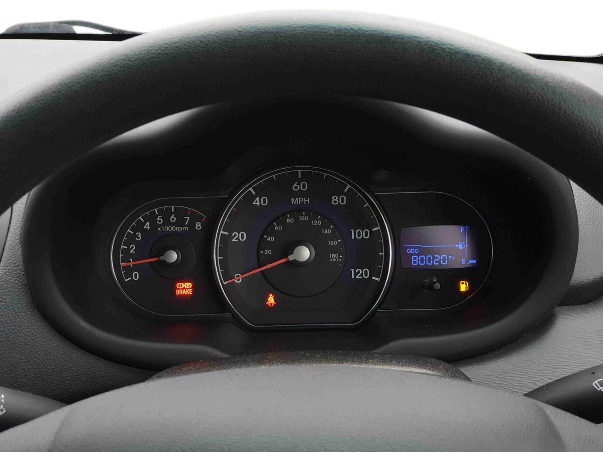 Used Hyundai i10 2013 for sale - 76826617: Photo 14