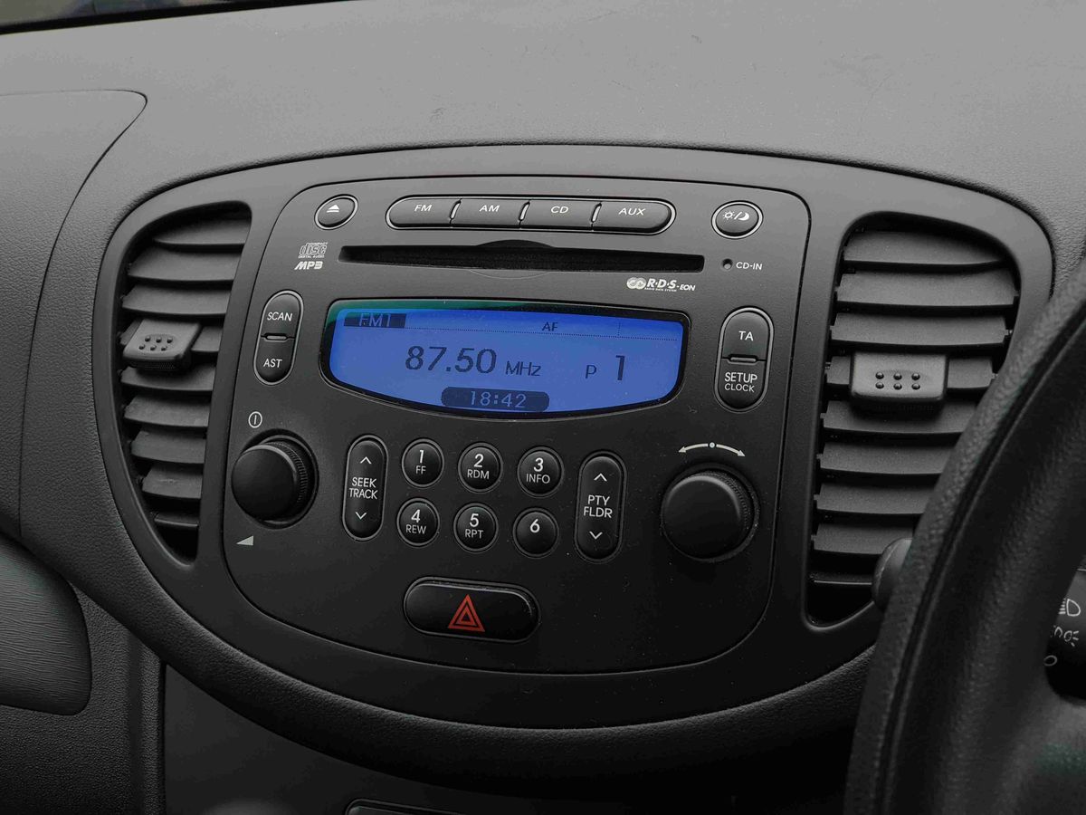 Used Hyundai i10 2013 for sale - 76826617: Photo 19