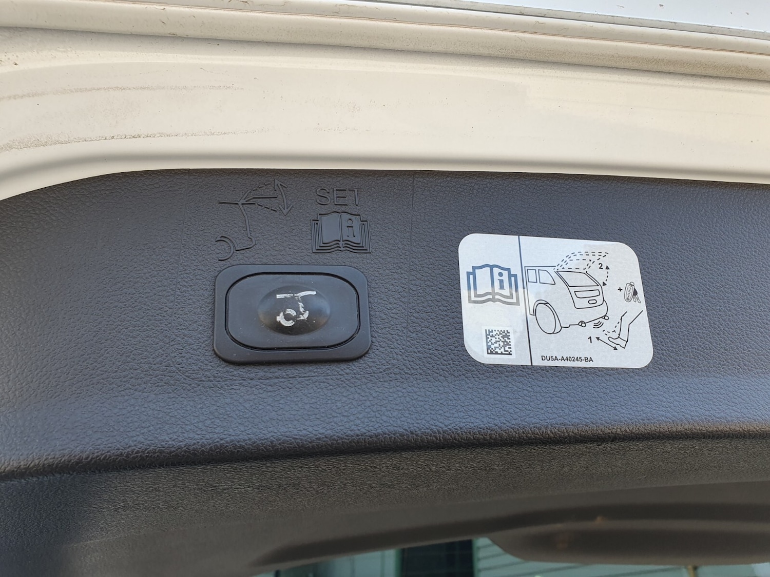 Vehicle 32