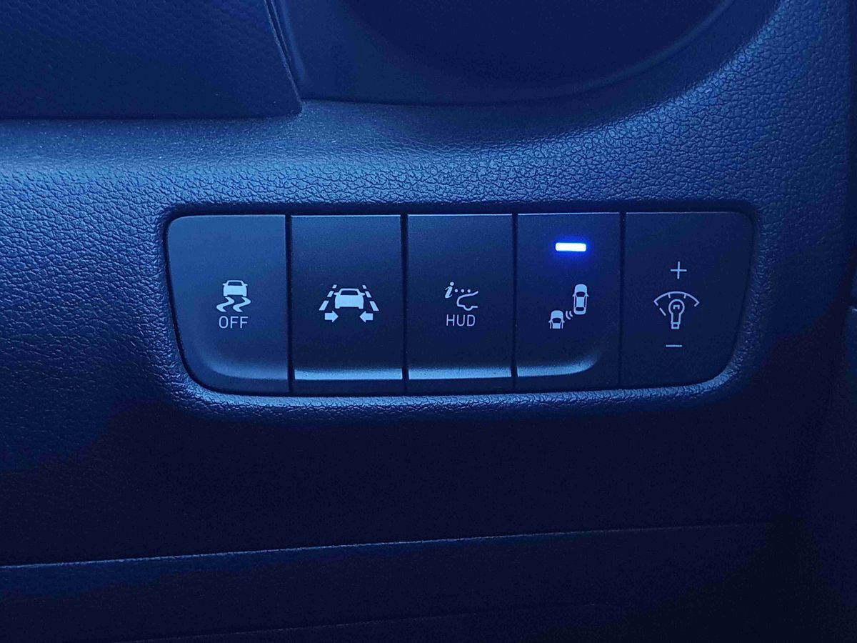 Used Hyundai KONA 2018 for sale - 77950672: Photo 23